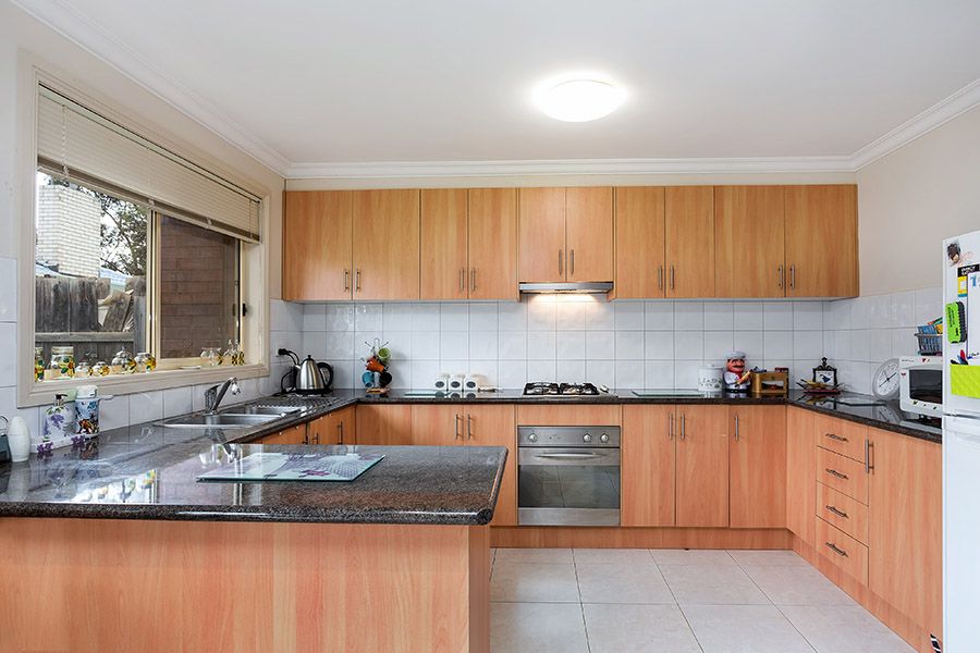 5-44a Second Avenue, Melton South, VIC 3338