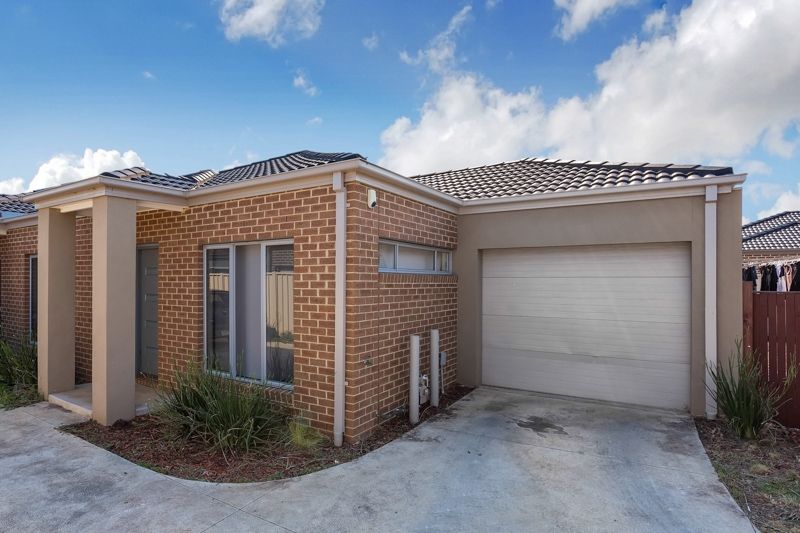 7 Fishburn Grove, MELTON WEST VIC 3337