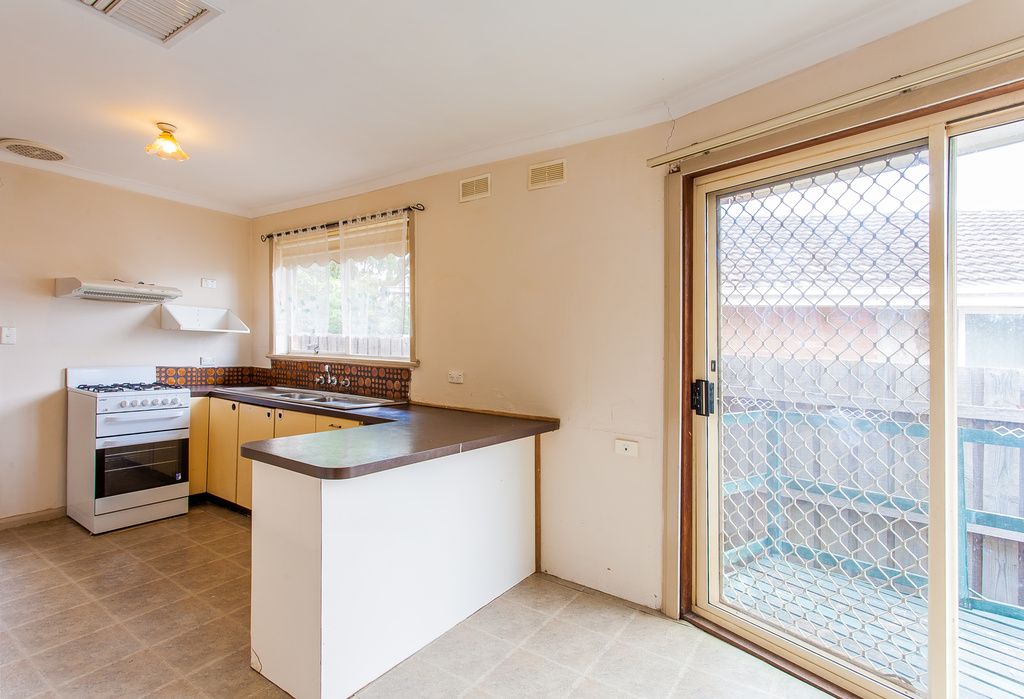 7 Kingsford Avenue, Melton South, VIC 3338