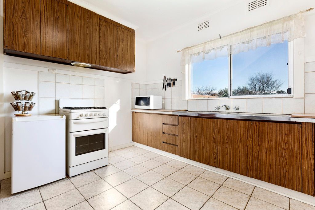 5 Dobson Avenue, Oakleigh East, VIC 3166