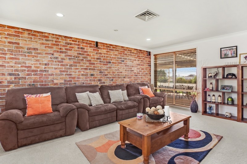 145 Weblands Street, Aberglasslyn, NSW 2320