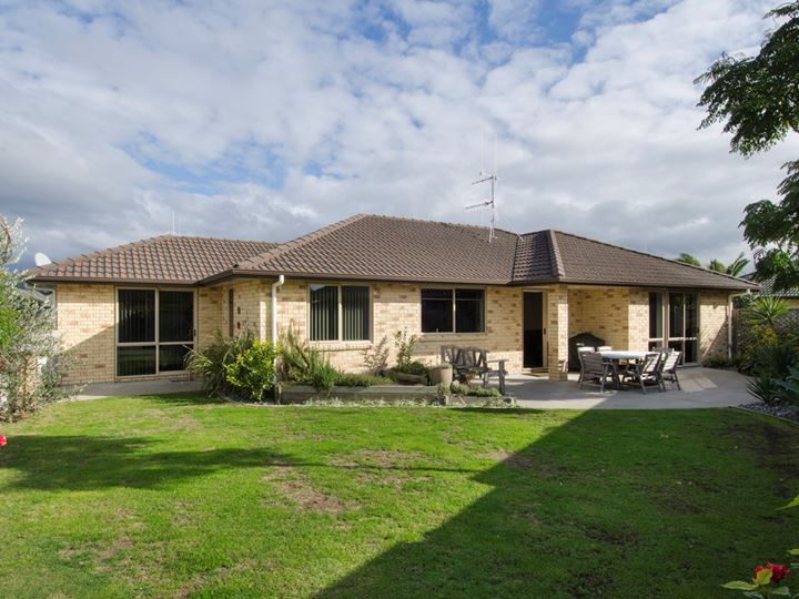 4 Beachmere Place, Papamoa, Tauranga City