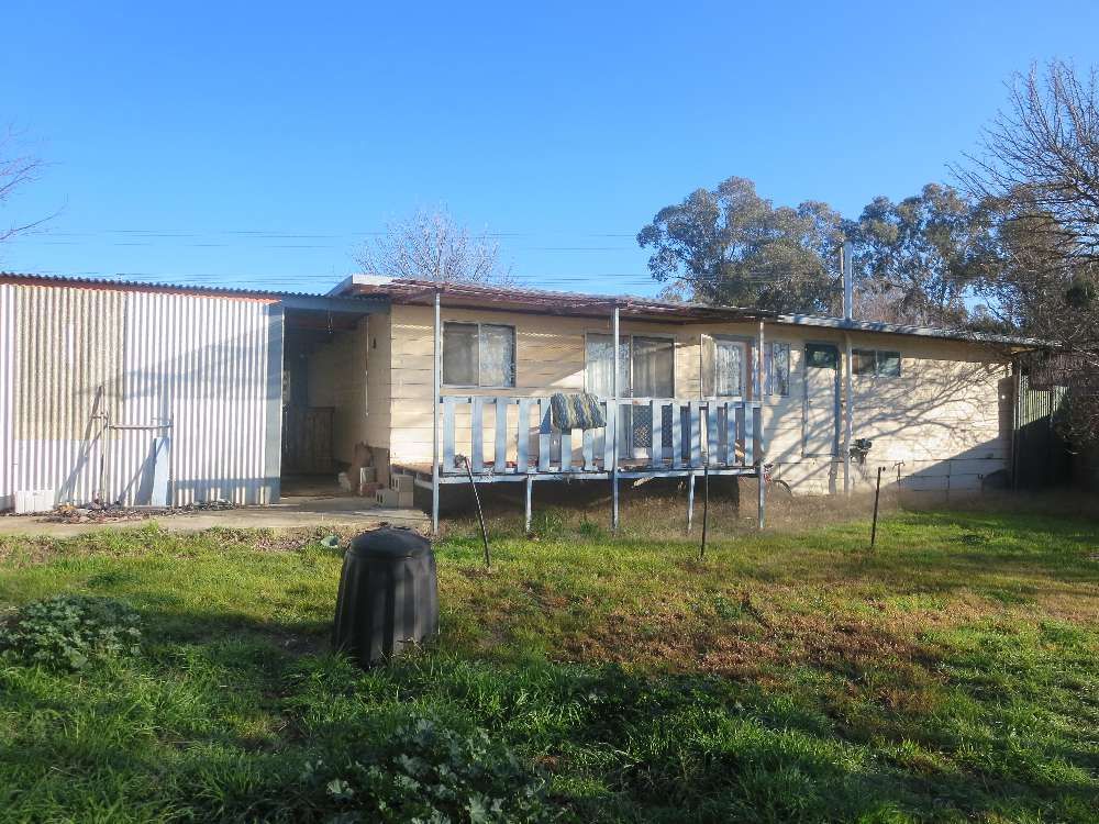 85 Howlong Road, Burrumbuttock, NSW 2642