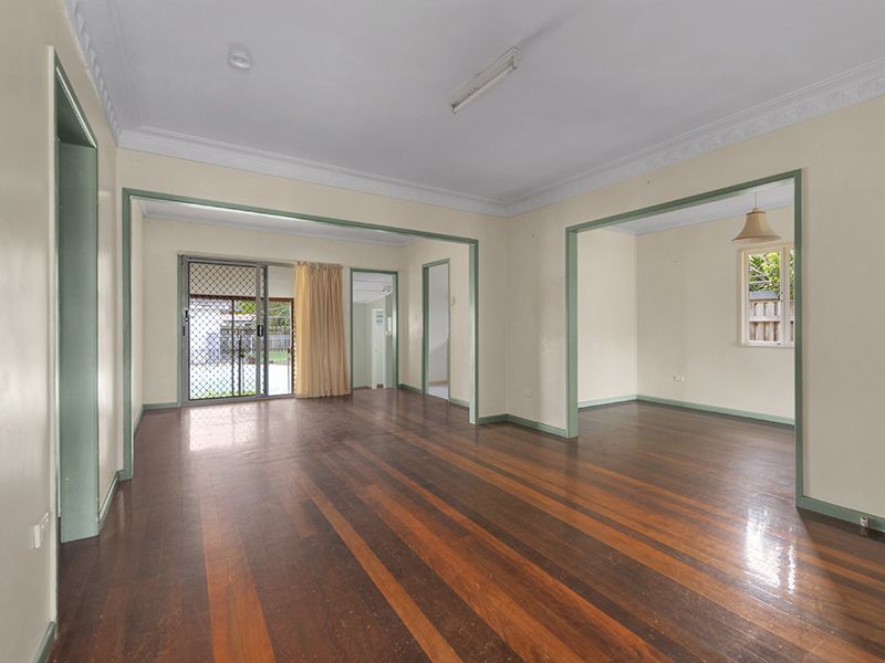12 Agincourt Street, Grange, QLD 4051