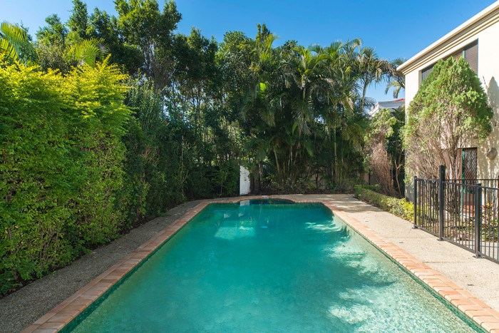 1645 Riverdale Court, Hope Island, QLD 4212