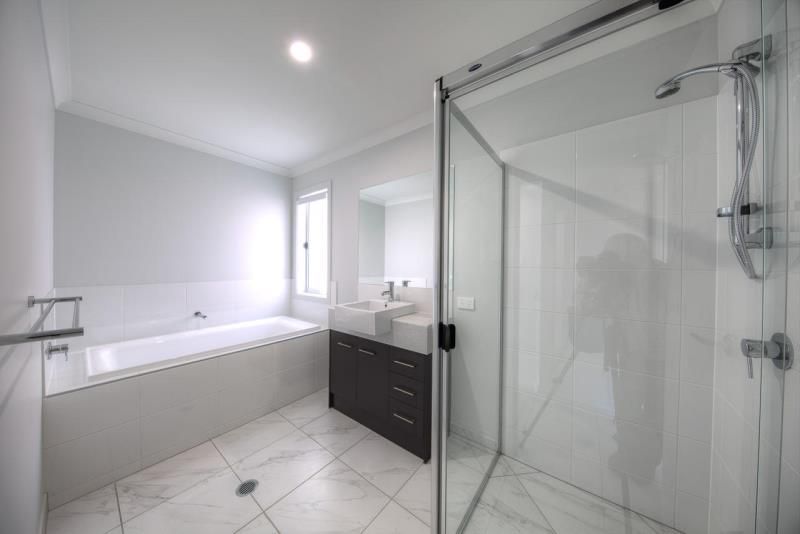 Redbank Plains, QLD 4301