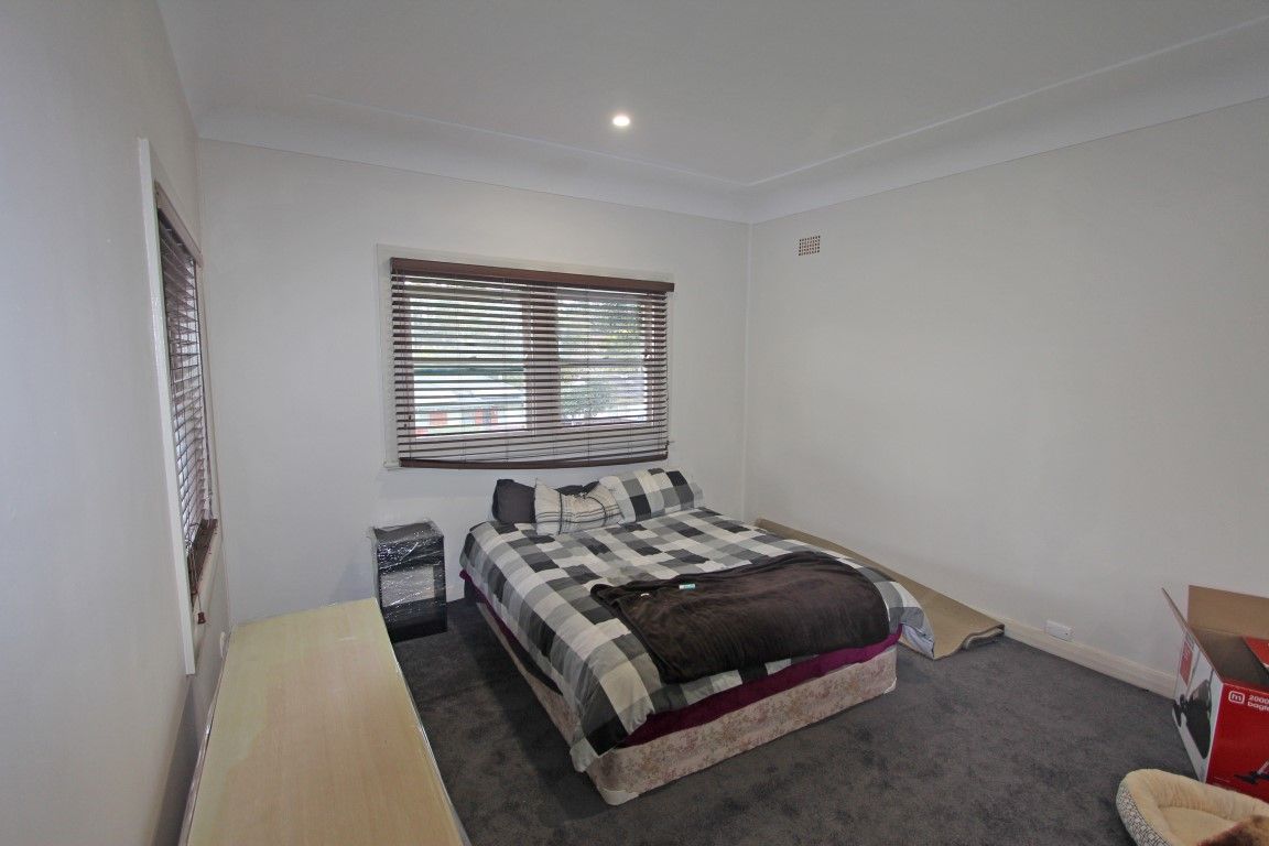 4 Jennings Road, Wyong, NSW 2259