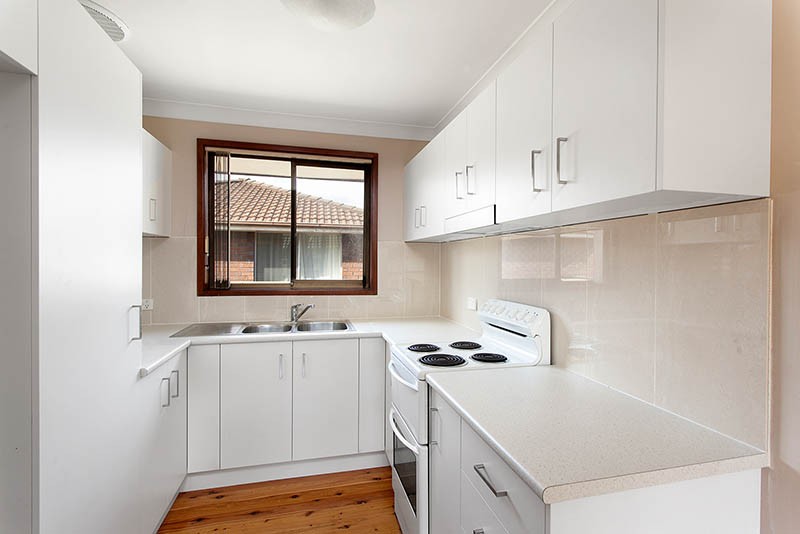 5 Lake Entrance Road, Warilla, NSW 2528