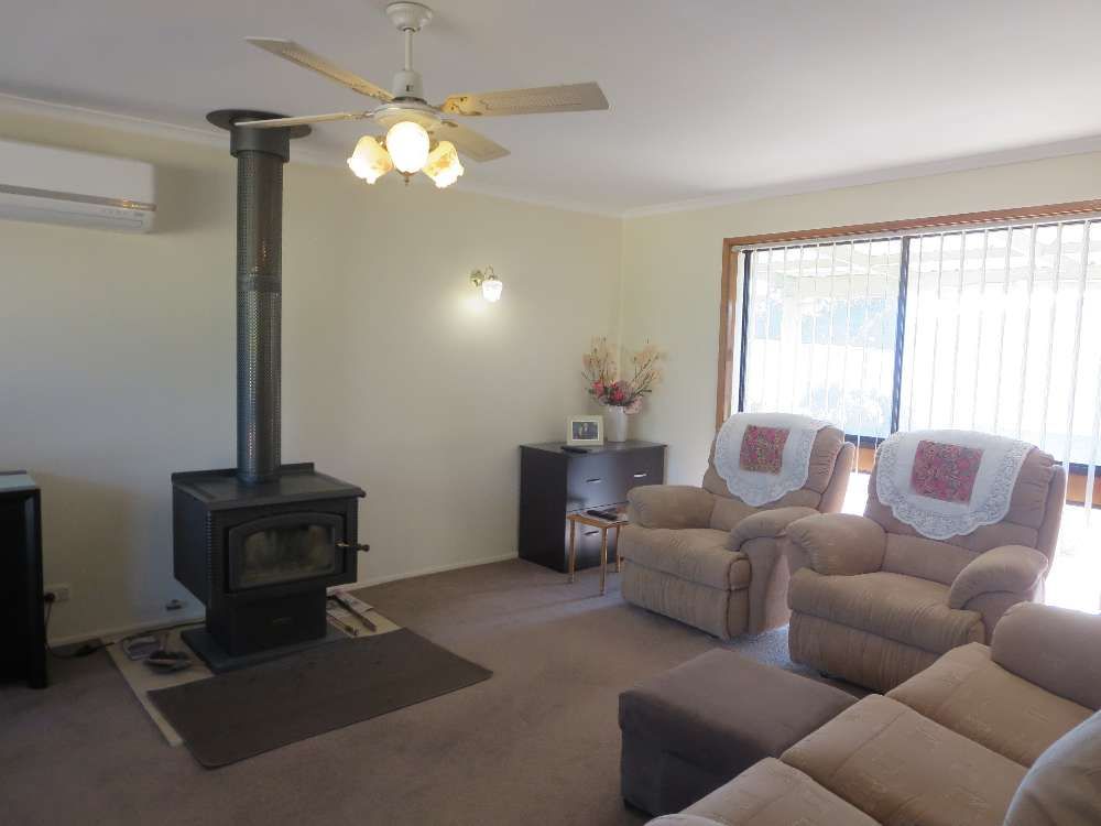 87 Pell Street, Howlong, NSW 2643