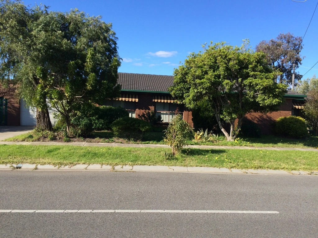 4 BRANTON ROAD,, Hoppers Crossing, VIC 3029