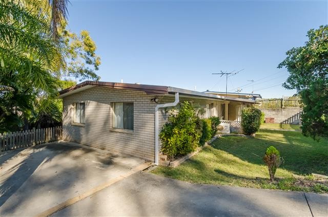 17 Hunter Street, WEST GLADSTONE, QLD 4680