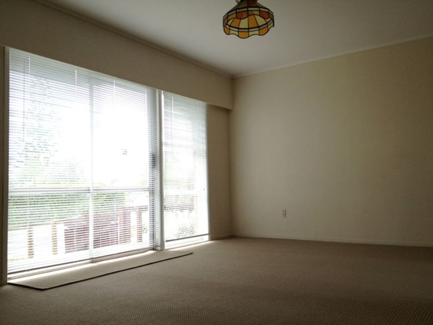 2/2 Yacht Place, Bucklands Beach, Manukau City