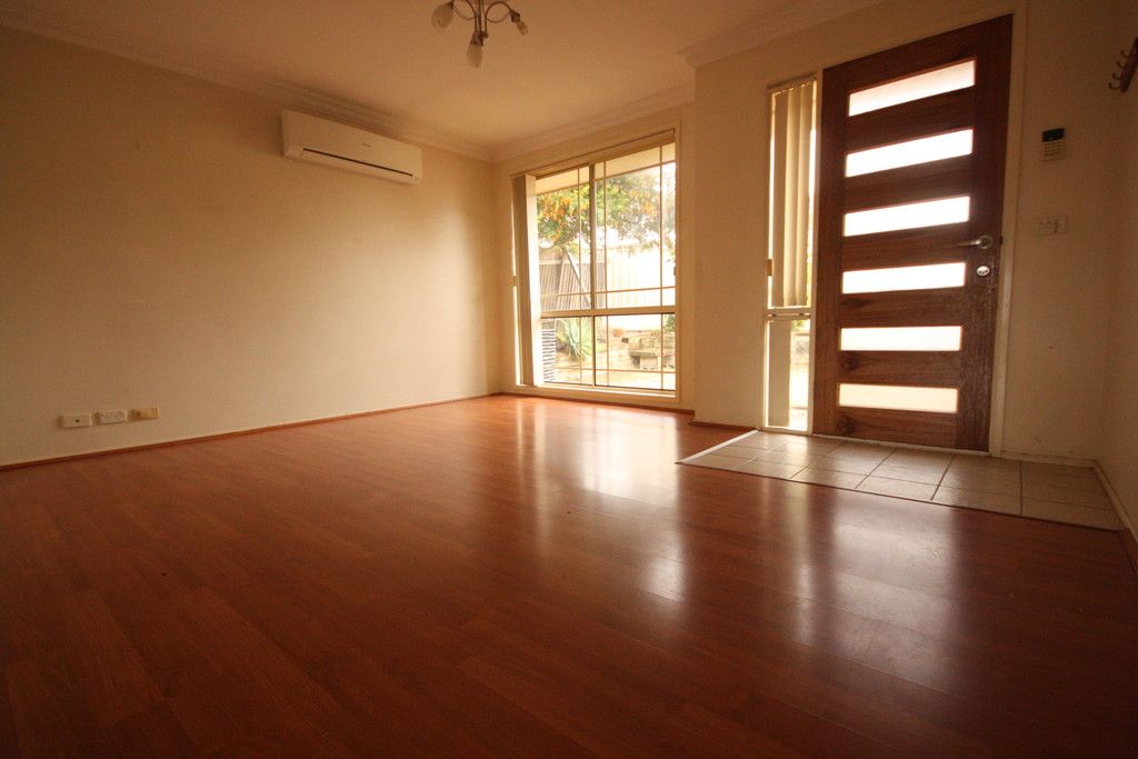 79 Parkholme Circuit, Englorie Park, NSW 2560