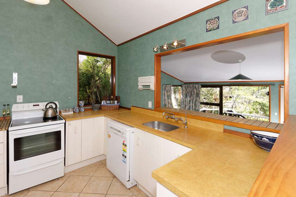 18 Budgen Street photo 3