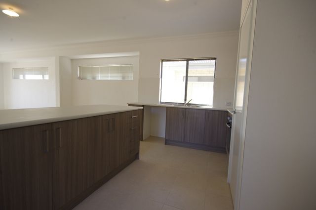 47B Gibb Crescent, Westminster, WA 6061
