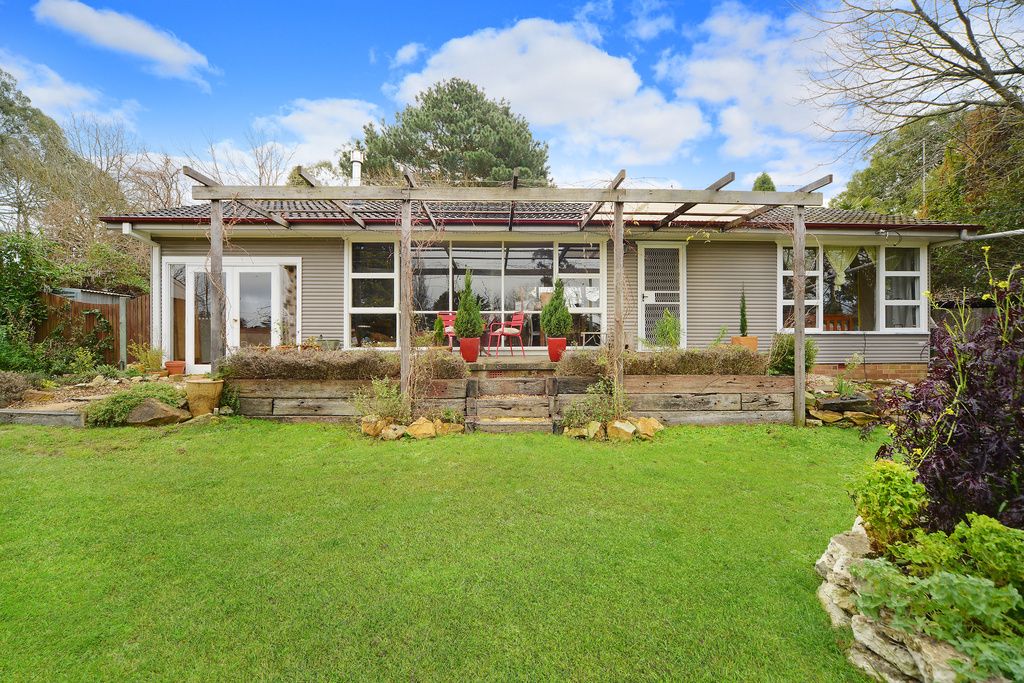 16 Thompson Street, Bowral, NSW 2576