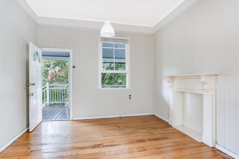 18 Sackville Street, Milton, QLD 4064