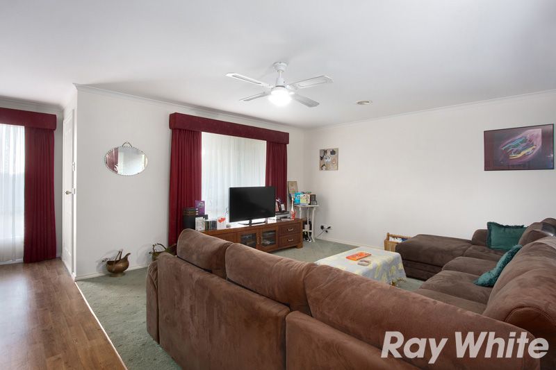 1 Allan Close, PAKENHAM, VIC 3810