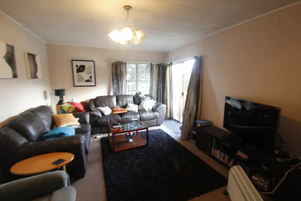 2/65 Lavery Place, Sunnynook, North Shore City