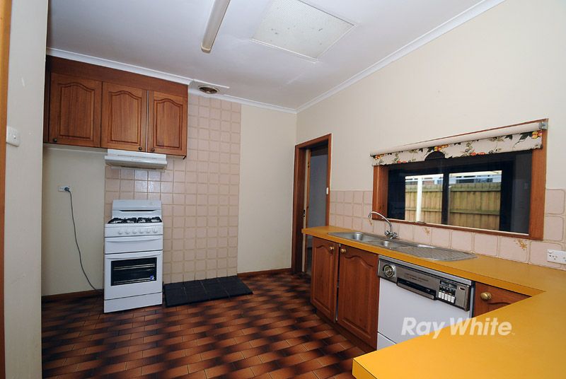 17 Burke Road, Ferntree Gully, VIC 3156