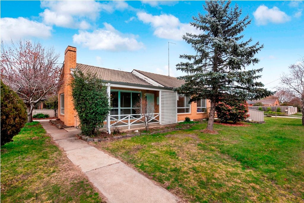 6 Towong Street, Alfredton, VIC 3350