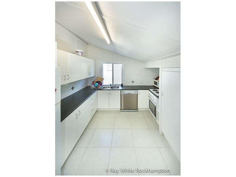 27 Ellis Street, BERSERKER, QLD 4701