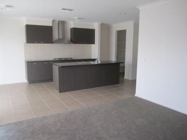 15 Bottlebrush Road, Craigieburn, VIC 3064