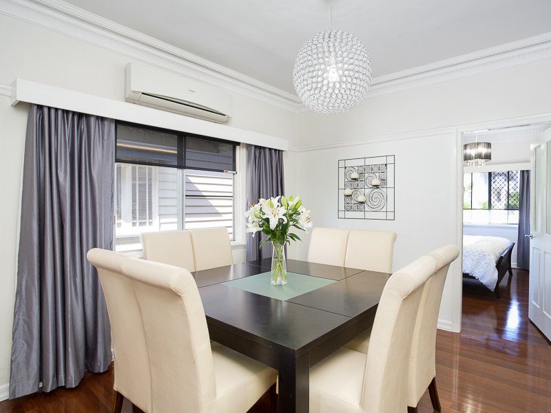 GREENSLOPES, QLD 4120