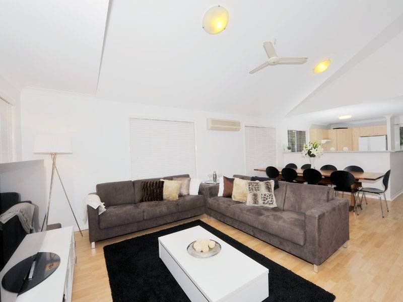 140 Baringa Street, Morningside QLD 4170