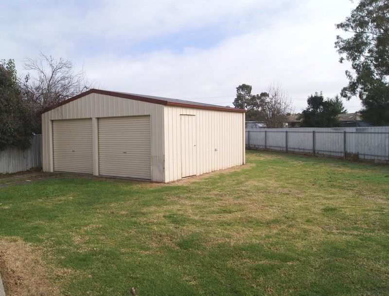 302 Sunshine Avenue, LAVINGTON, NSW 2641