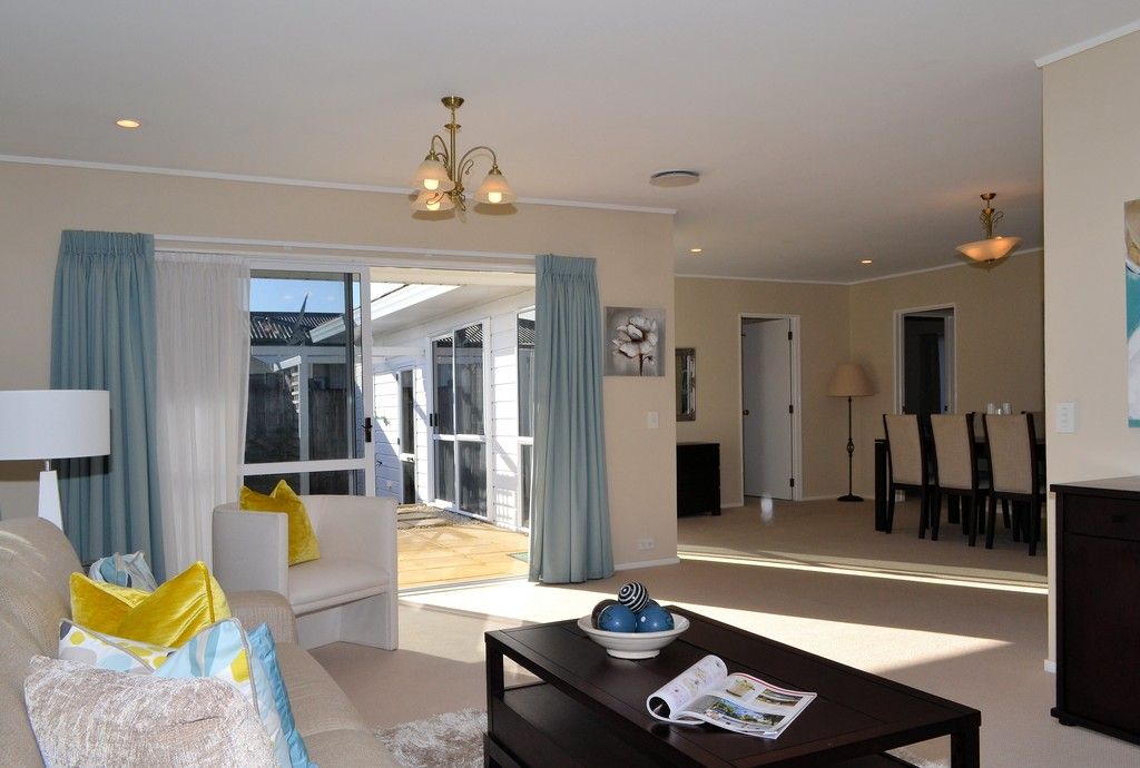 2/58 Elliot Street, Howick, Manukau City