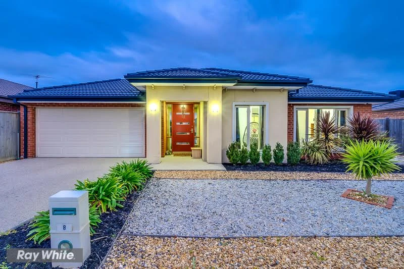 8 Magnetic Avenue, Point Cook, VIC 3030