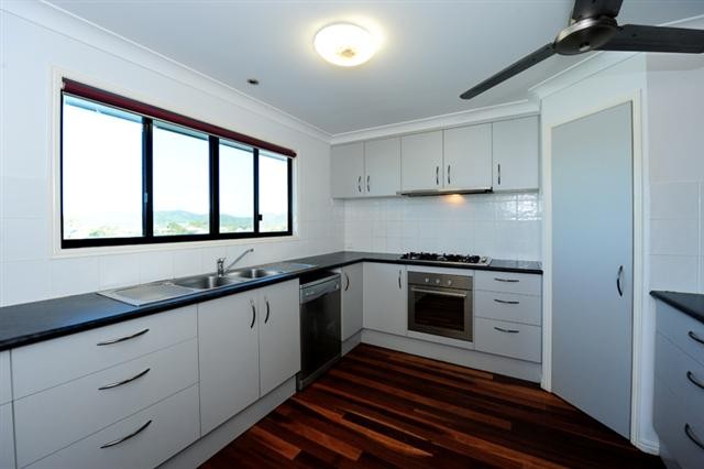 11 Cania Way, Clinton, QLD 4680