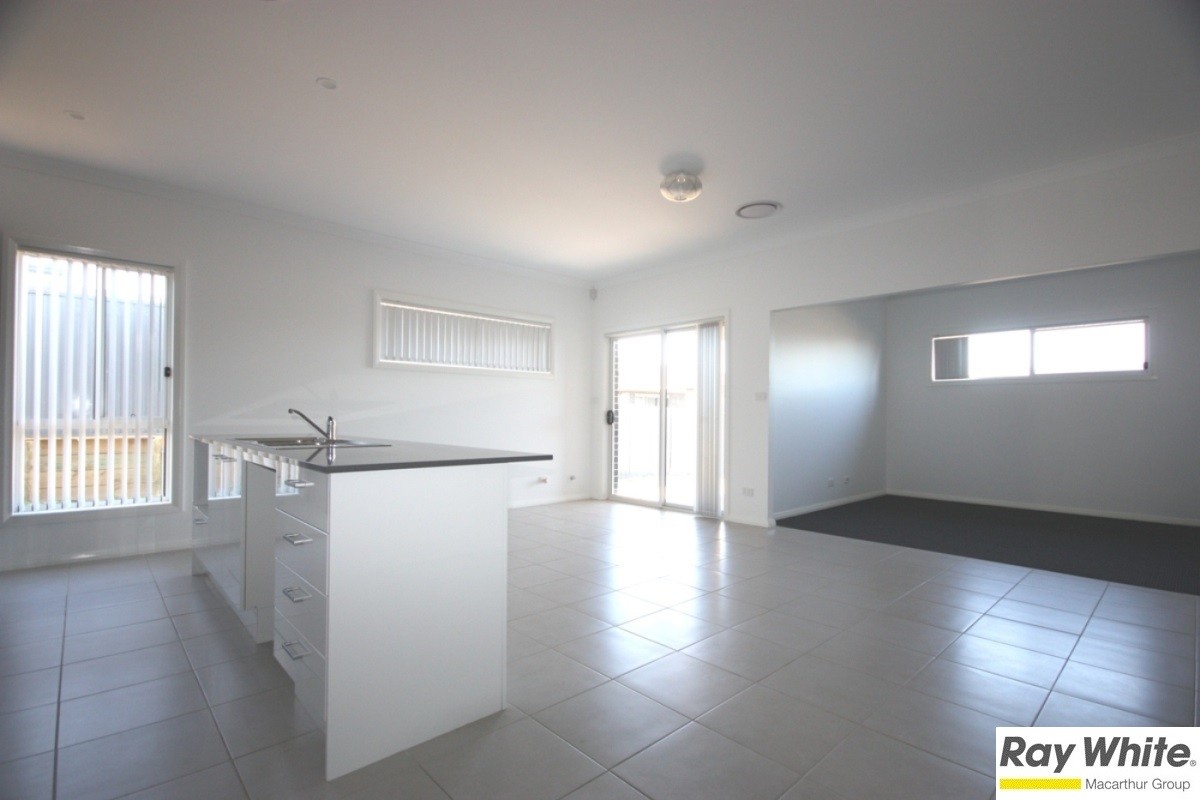59 Holland Drive, Spring Farm, NSW 2570