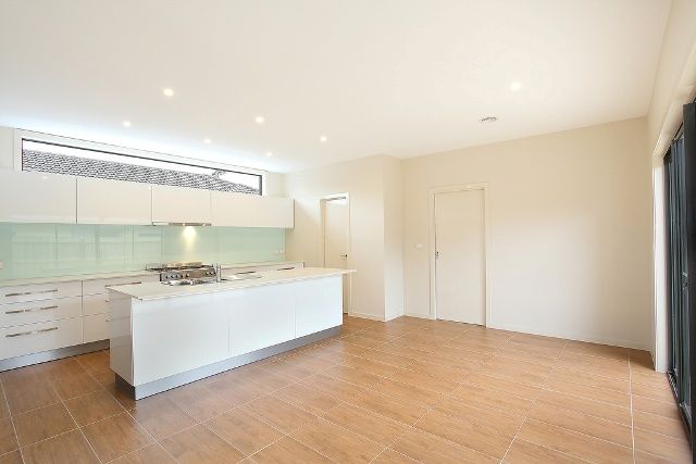 33A Selworthy Avenue, OAKLEIGH SOUTH, VIC 3167