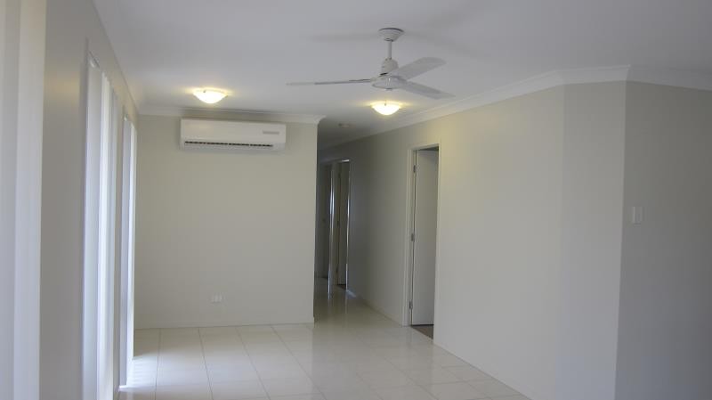 15 Capuchin Court, Dakabin, QLD 4503