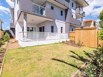 2/12 Noble Street, CLAYFIELD, QLD 4011