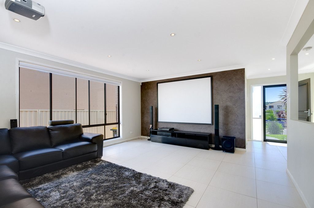 122 Daintree Drive, ALBION PARK, NSW 2527