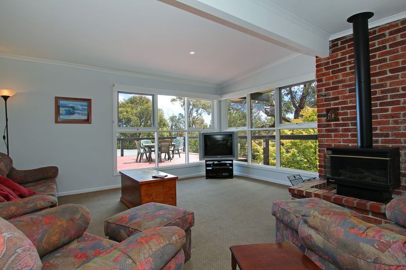 49 Warrain Avenue, ROSEBUD, VIC 3939