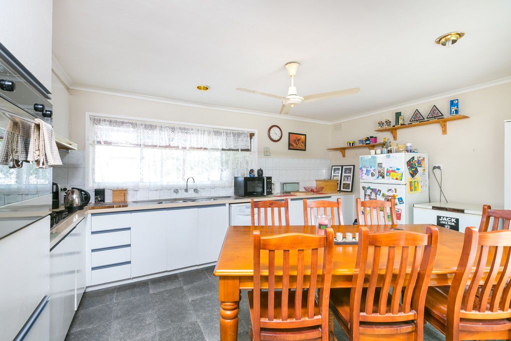 33 Green Street, Long Gully, VIC 3550