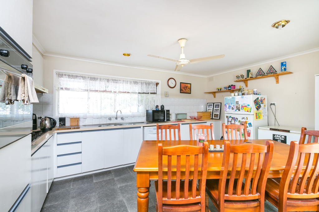33 Green Street, Long Gully, VIC 3550