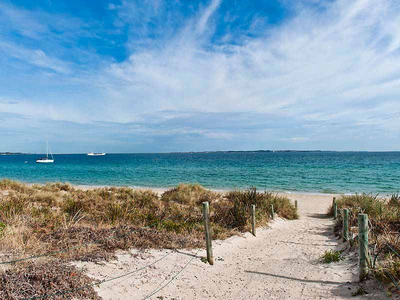 12 George Street, Rockingham, WA 6168
