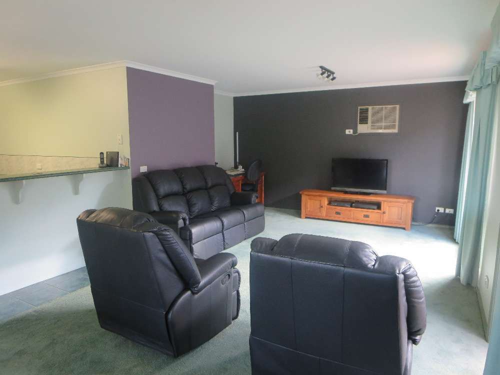 13 Cooper Close (aka 3/25 Harmer St), Glenroy, NSW 2640