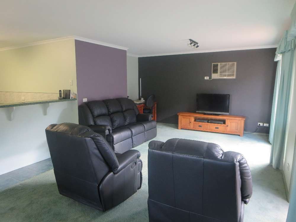 13 Cooper Close (aka 3/25 Harmer St), Glenroy, NSW 2640