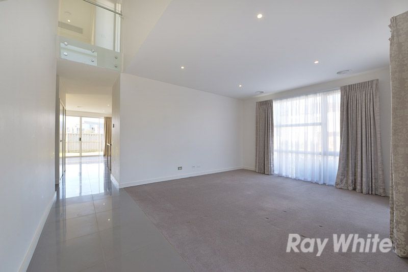 2 Queensberry Court, Mulgrave, VIC 3170