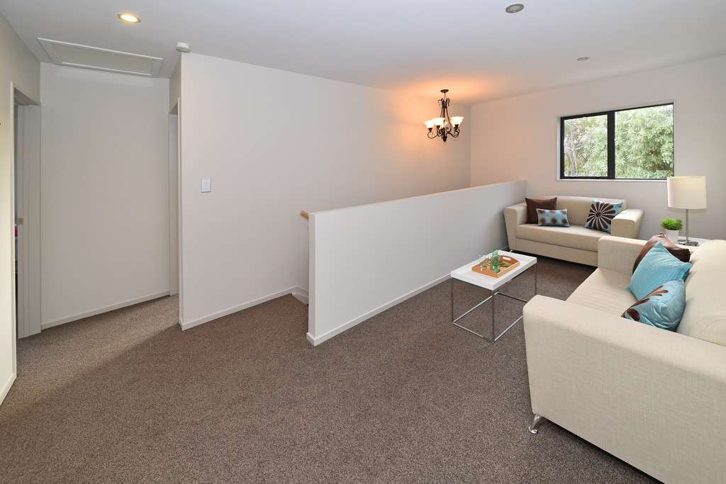1/121A Maich Road photo 4