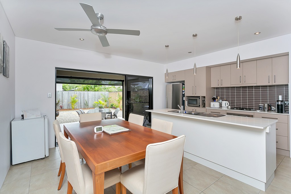 147 Roberts Drive, Trinity Beach, QLD 4879