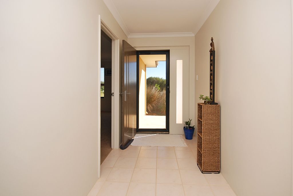 57 Middleton Boulevard, Jurien Bay, WA 6516
