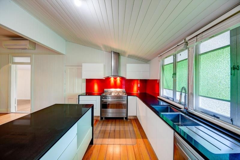 209 Bennetts Road, Norman Park, QLD 4170