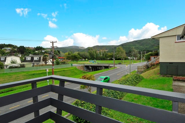 49 Thomas Street, Stokes Valley, Lower Hutt City